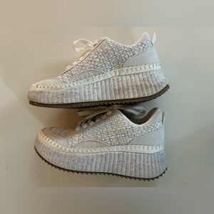 Universal Thread Cream Platform Sneakers